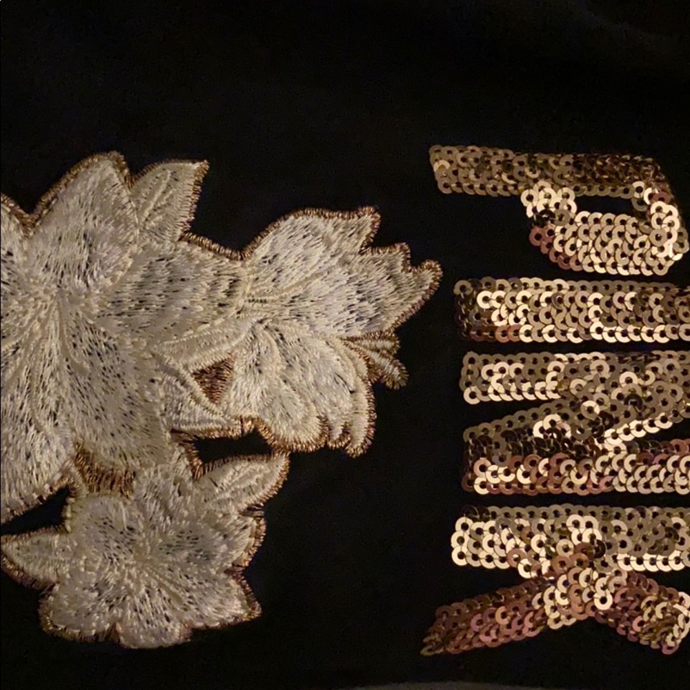 VS pink med floral embroidery set rare